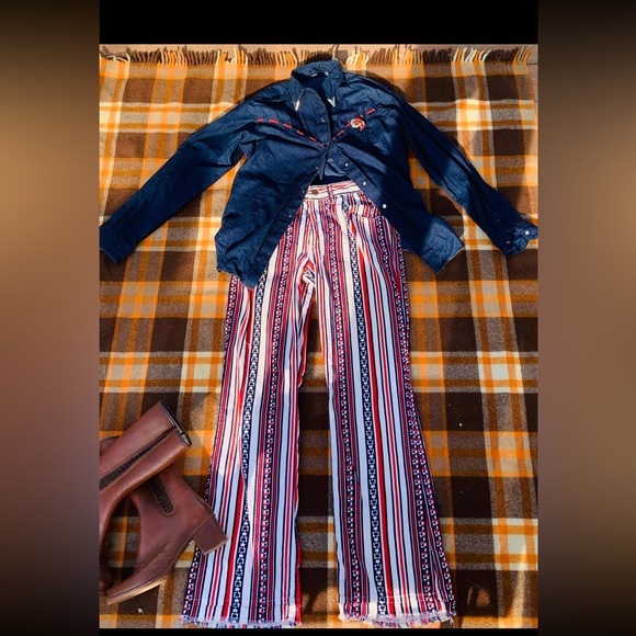 Levi's Denim - 1960’s Big E Levi’s with stars & stripe pattern. Rare & collectible item.